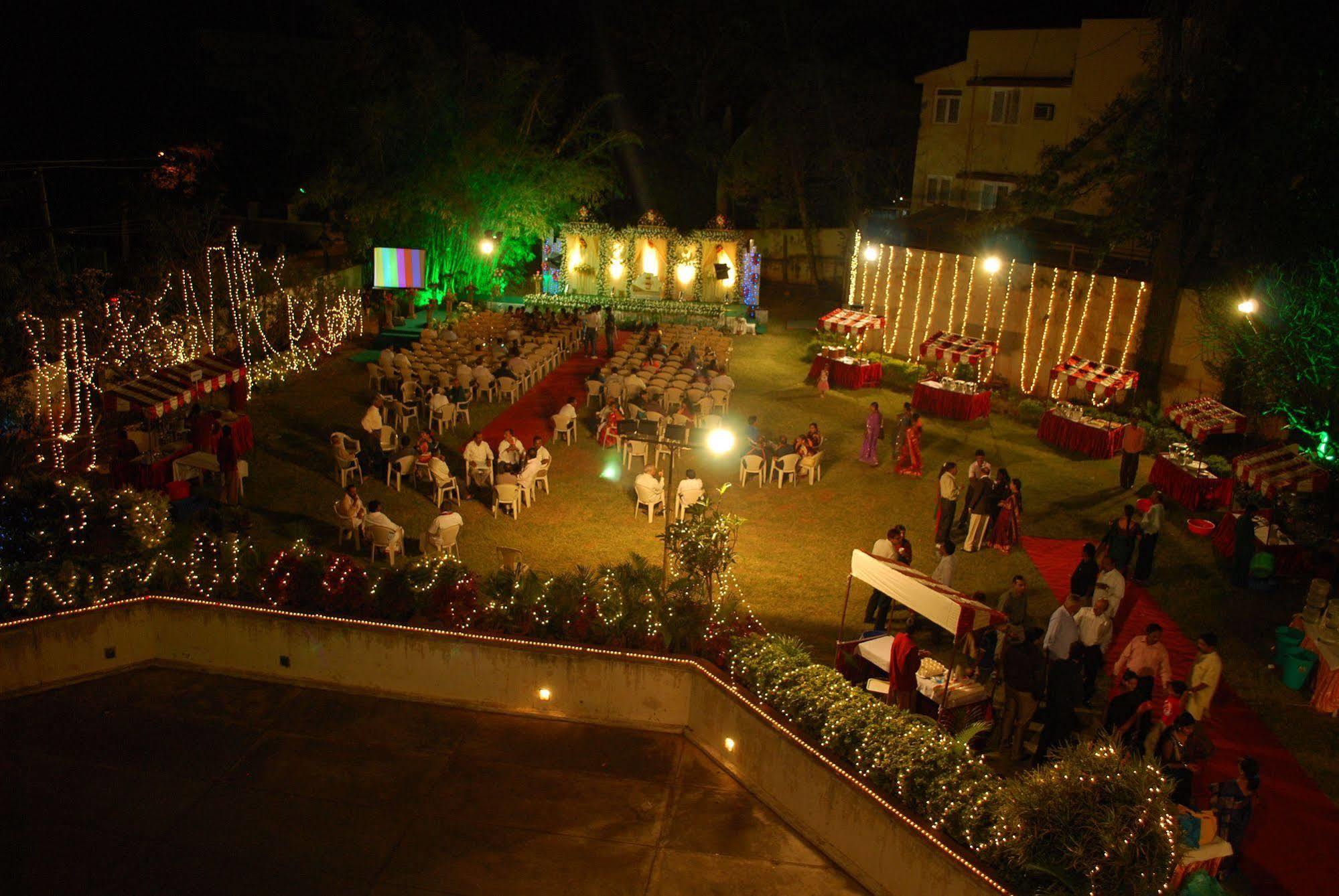Hotel Paradise - Mysore Dasaprakash Group Luaran gambar