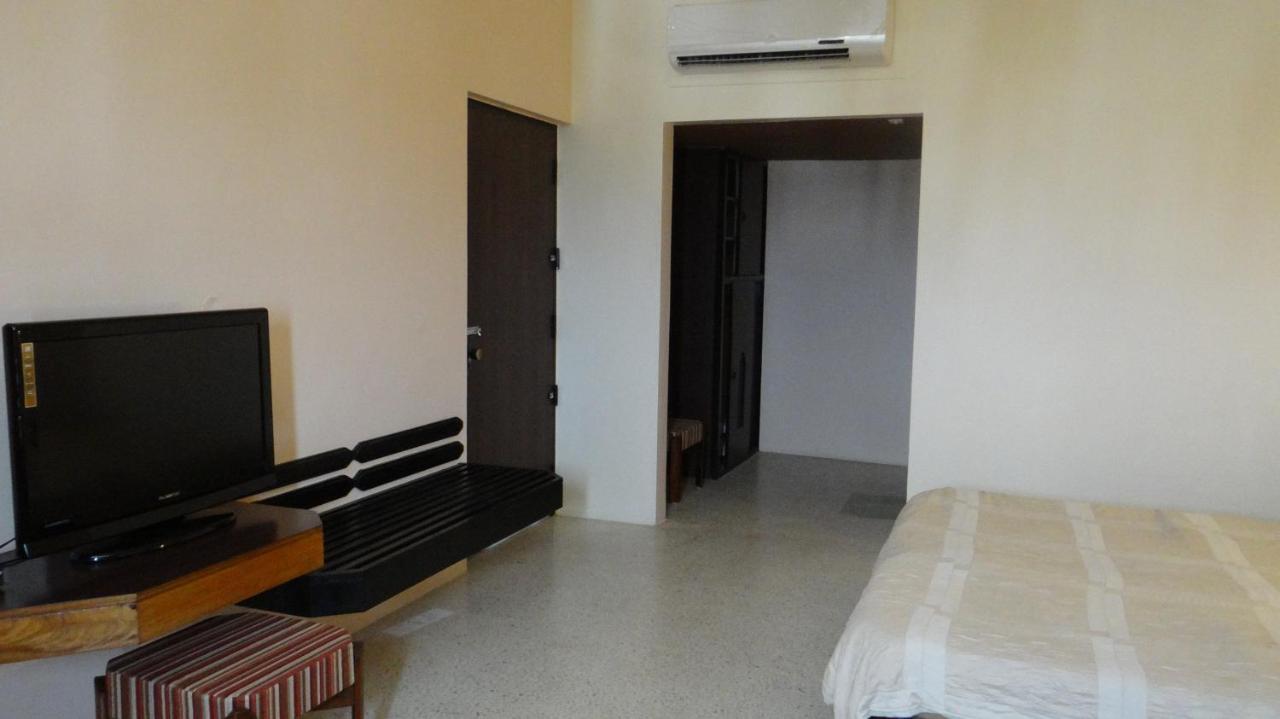 Hotel Paradise - Mysore Dasaprakash Group Luaran gambar